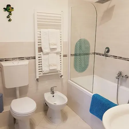 Ferienhaus Al Borgo Di Priaruggia
